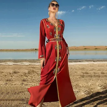Dubaj Abayas 2023 Červené Večerné Šaty Saténové V Krku Lištovanie Crystal Riadok Maroko Šaty Pre Ženy Rúcha De Soirée S Pásom